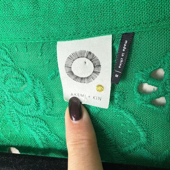 Anthropologie Akemi + Kin Abacos Green Eyelet Tunic Blouse Top Medium OB762780‎ - Picture 3 of 10